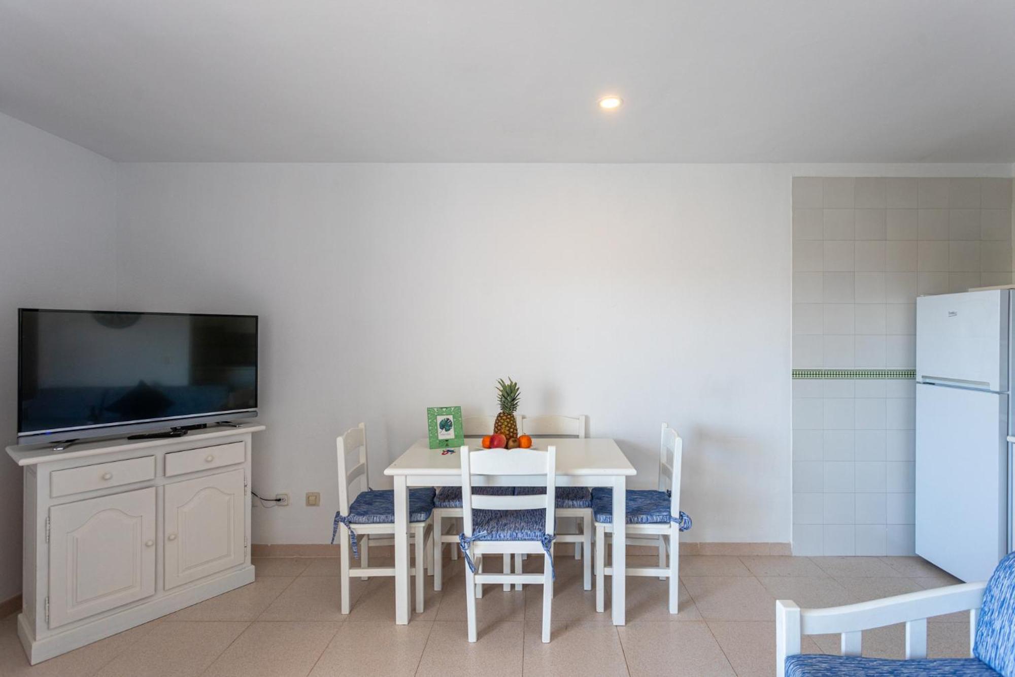 Apartamentos Es Dolc Colònia de Sant Jordi Exterior foto