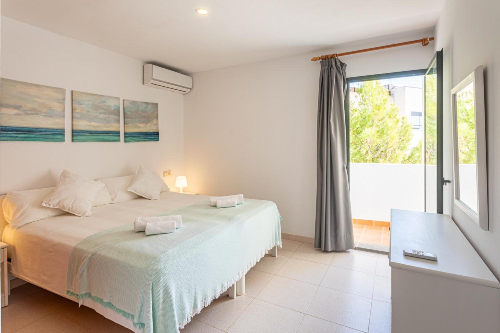 Apartamentos Es Dolc Colònia de Sant Jordi Exterior foto